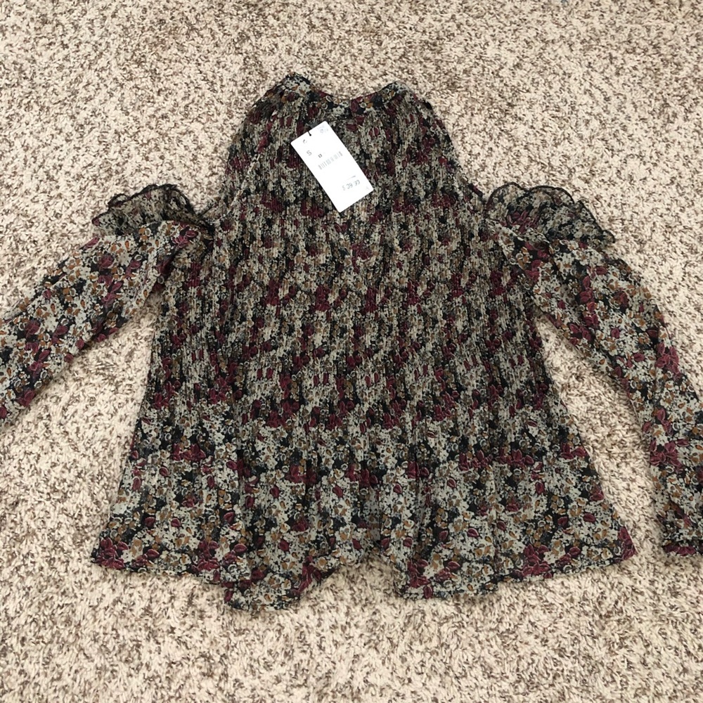 NWT Zara Off the Shoulder Pleated Top